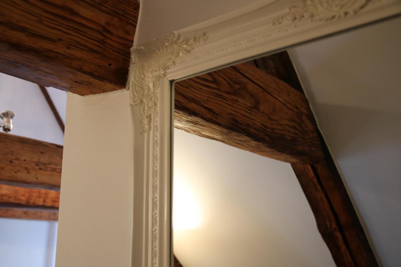 L'Ostello Altstadthotel Regensburg Bagian luar foto