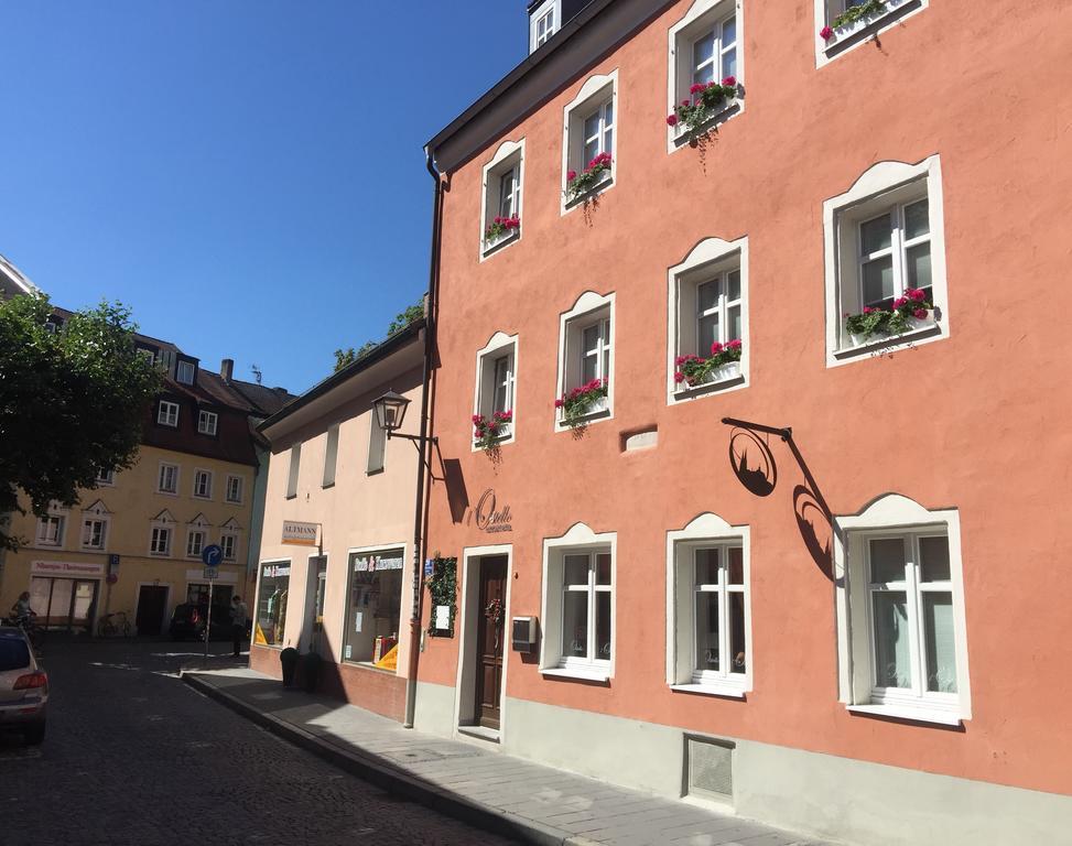 L'Ostello Altstadthotel Regensburg Bagian luar foto